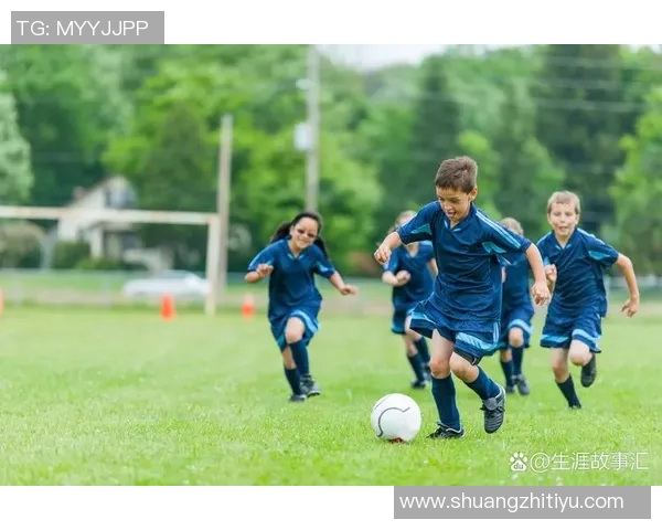 足球巨星的最后一场比赛告别演说感人至深的心声与回忆分享