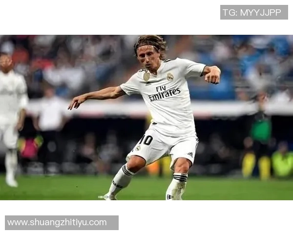 足球明星摆件莫德里奇的魅力与价值探讨