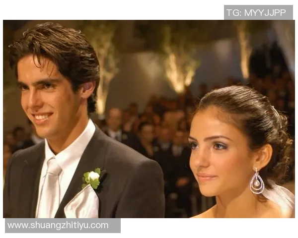 帅气足球明星身边的那些女友与妻子盘点